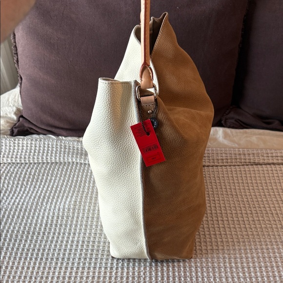 Carolina Herrera Delphine Ivory and Tan Hobo Bag - Picture 3 of 8